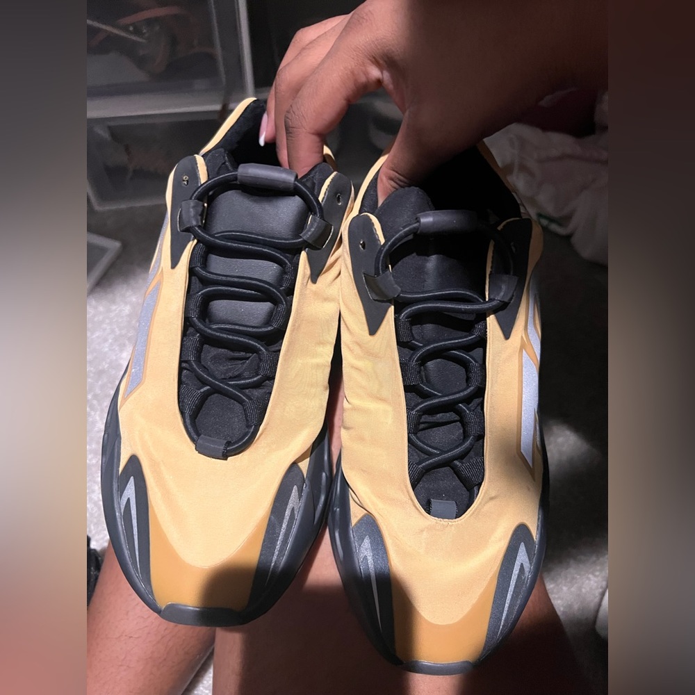 Yeezy 700s